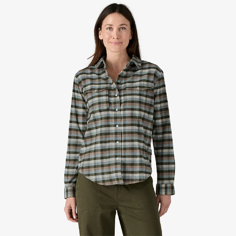 Hiking shirt adventure wilderness-Women's Canyonite Flannel Shirt - Camp Out: Pine Needle Green