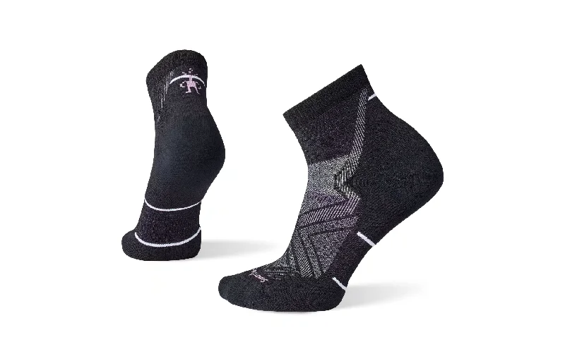 Hiking Socks for dusk walks-Smartwool Run Targeted Cushion Ankle Socks - Women's