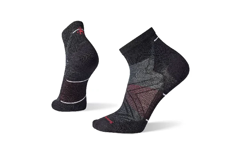 Hiking Socks for linear trails-Smartwool Run Zero Cushion Ankle Socks - Men's