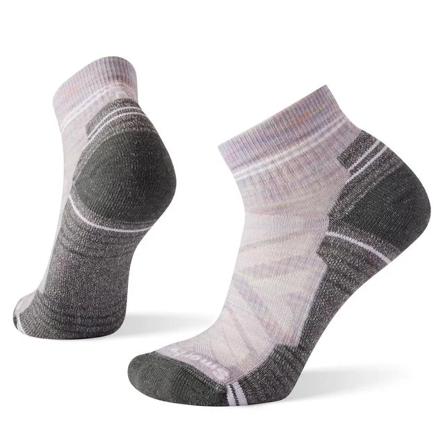 Hiking Socks for remote hikes-Women's Hike Light Cushion Ankle Socks