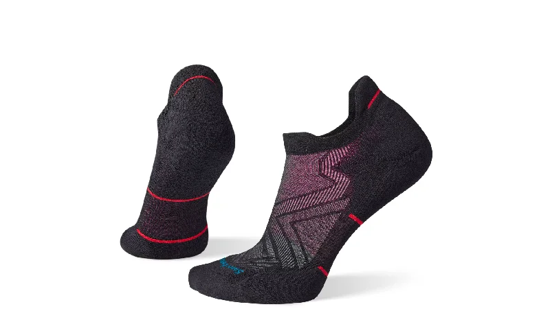 Hiking Socks for busy paths-Smartwool Run Targeted Cushion LOW Ankle Socks - Women's